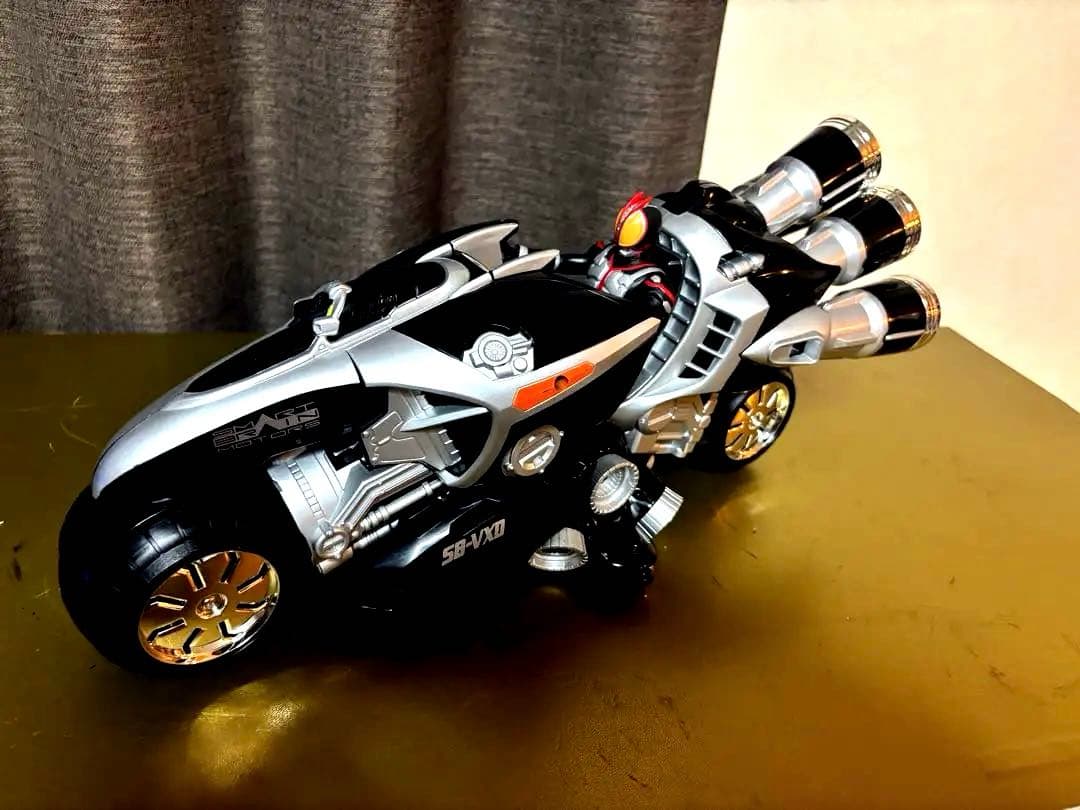 バンダイ 仮面ライダー555 SMART BRAIN RC ジェットスライガー RC]RC ジェットスライガー 仮面ライダー555(ファイズ) 完成トイ
