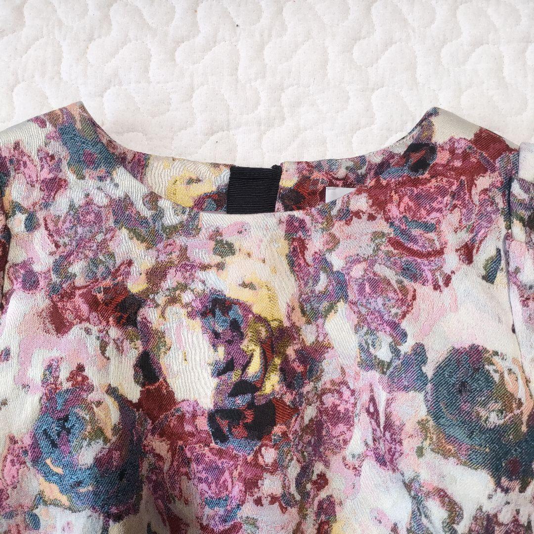 極美品✨ルルウィルビー ジャガード織りひざ丈ワンピース パフスリーブ