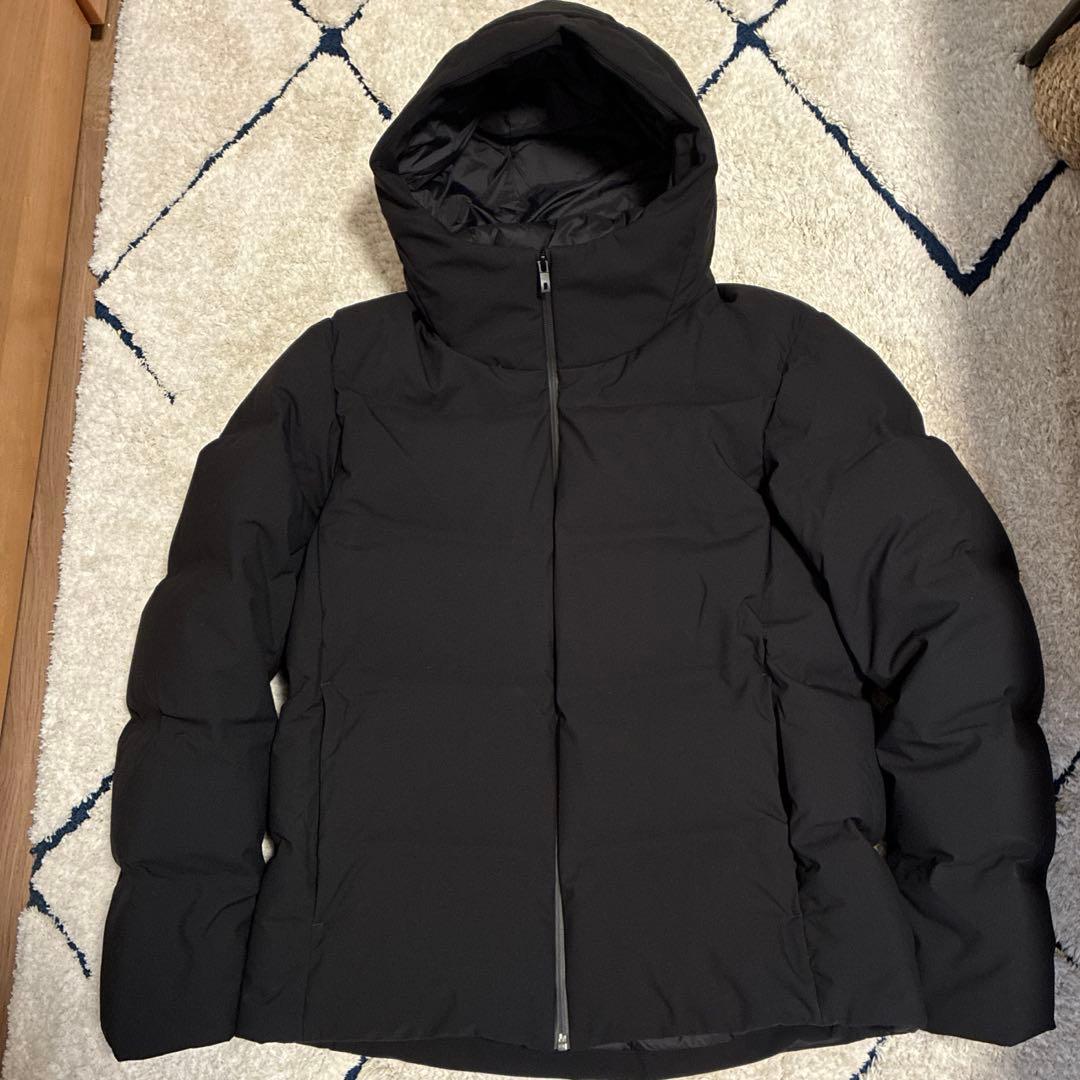 ユニクロ シームレスダウンパーカ uniqlo 2025年 メンズ - メルカリ