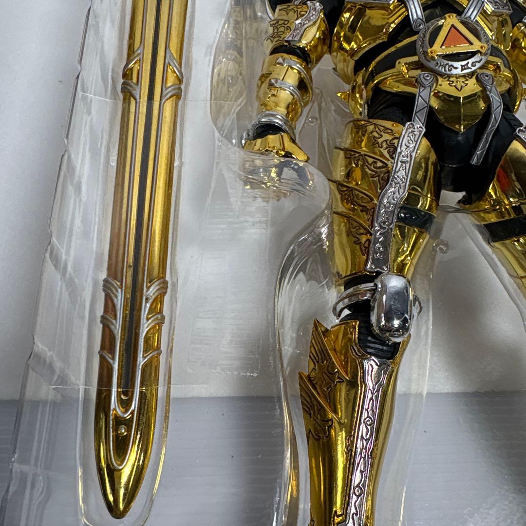 白*狗様 特価品 キラメキビト煌人 魔戒騎士ガロ 牙狼 12インチ 黄金