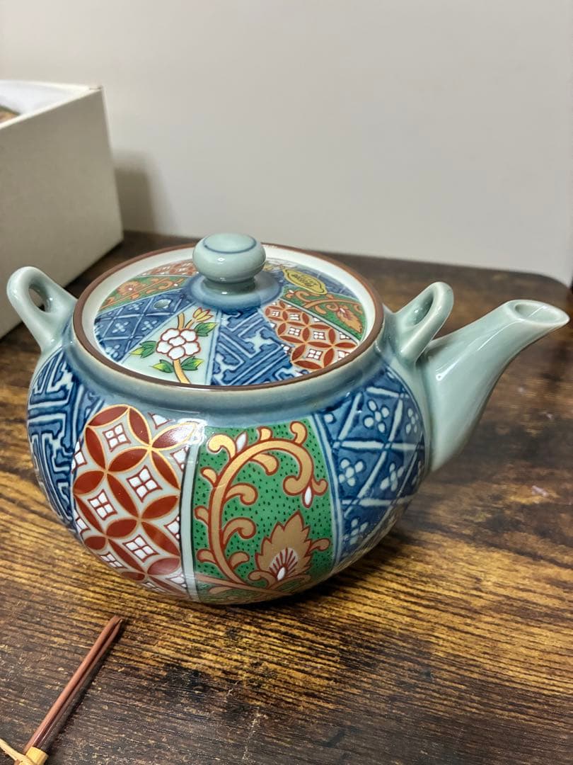 有田焼 西雲 染錦割花茶托付き番茶器セット 煎茶道具 急須 蓋付き