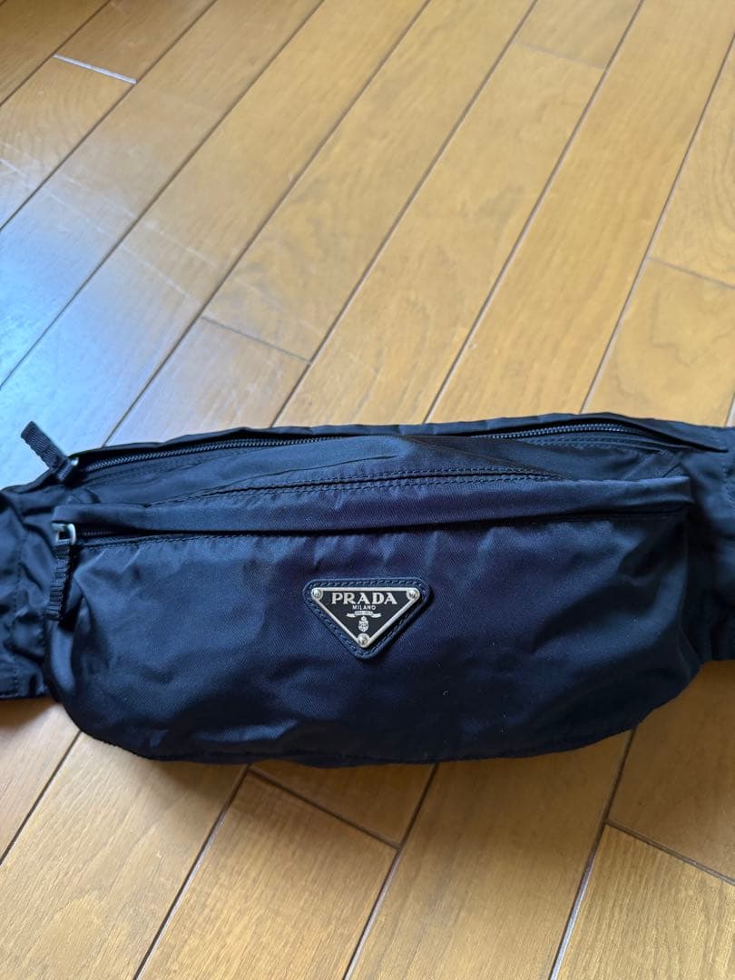 ✨極美品✨ プラダ ボディバッグ ウエストバッグ 三角ロゴ ナイロン ブラック 極美品】プラダ ボディバッグ 三角ロゴ ナイロン ブラック 白タグ