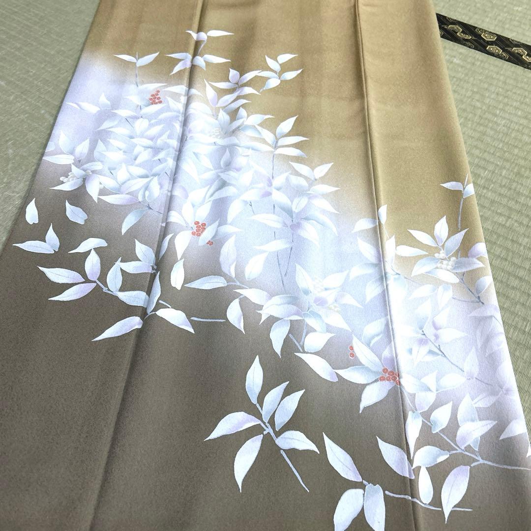 正絹　付け下げ《葉模様　実》