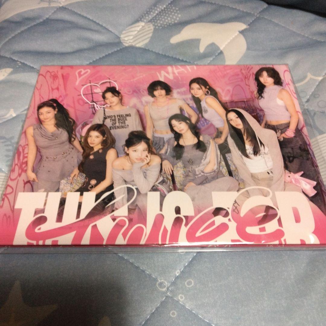 twice ラントレケース新品 - メルカリ