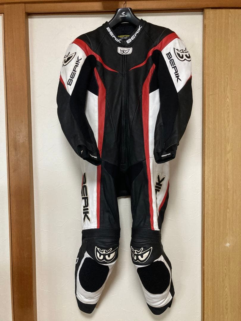 ベリック 革ツナギ レーシングスーツ Lサイズ52 MFJ検）アレンネス