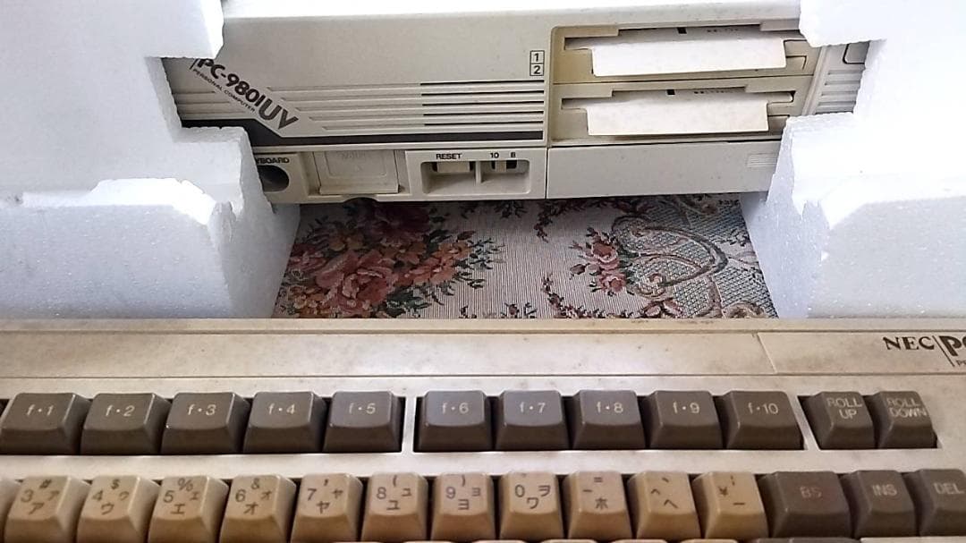NEC PC-9801UVII 元箱、ヘッド保護紙付