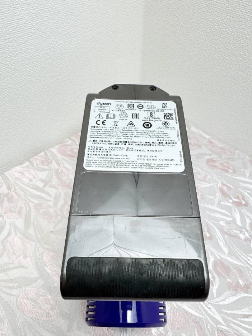 【分解洗浄済】325-2-ダイソン dyson v10 sv12 掃除機 作動品