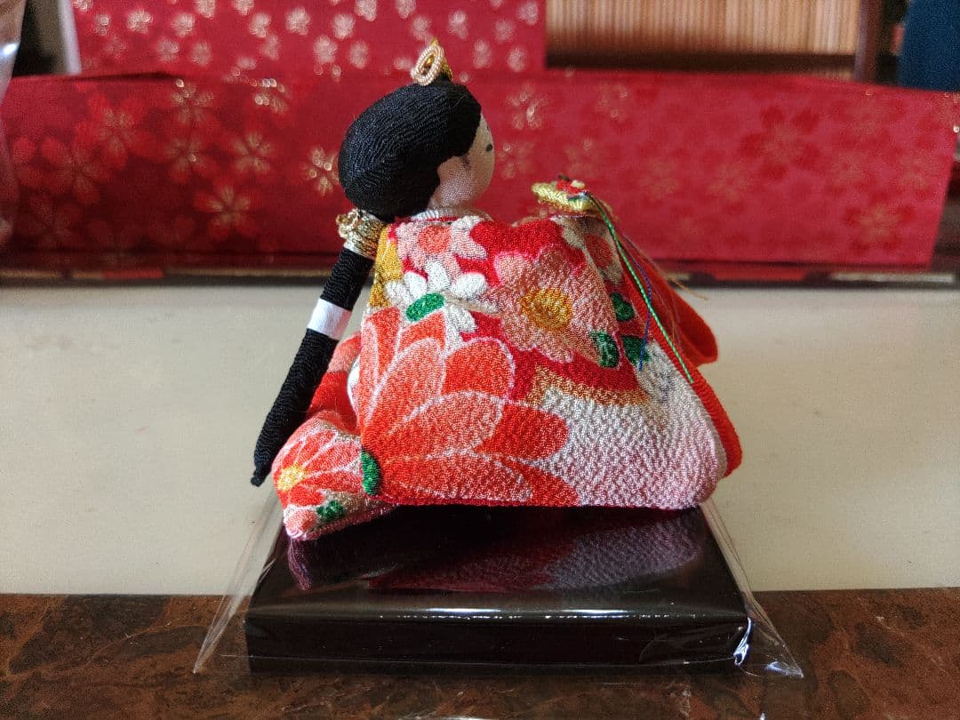 彩り雛二段飾り五人揃い 雛人形 友禅ちりめん コンパクト収納 柔和で