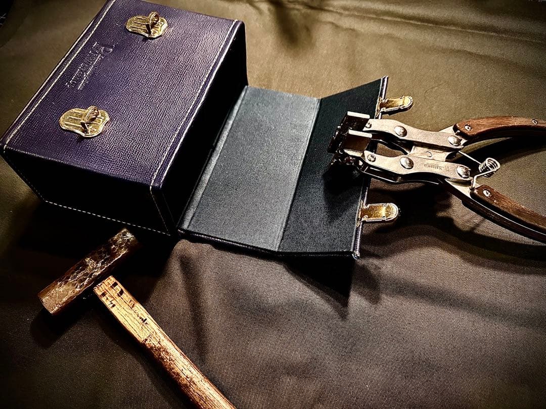 在庫入替SALE！Pvt.Workshop 本革 デッキケース