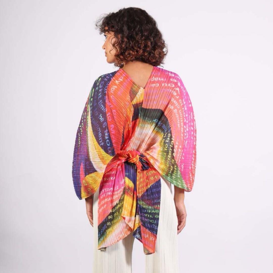 希少 美品 プリーツプリーズ イッセイミヤケ VOYAGER マダムT ポンチョ