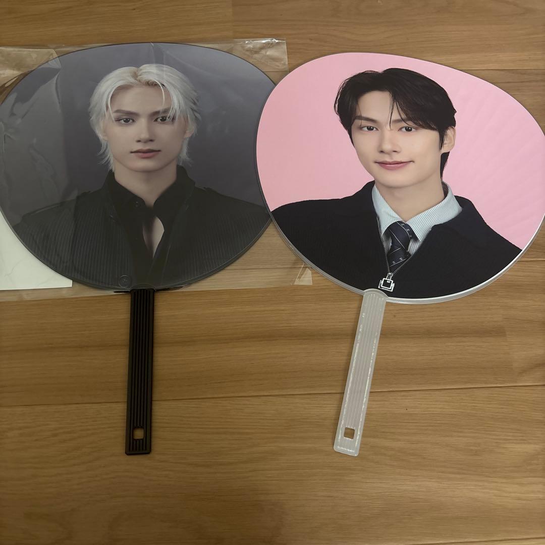 SEVENTEEN ジュン うちわ 2点セット - メルカリ