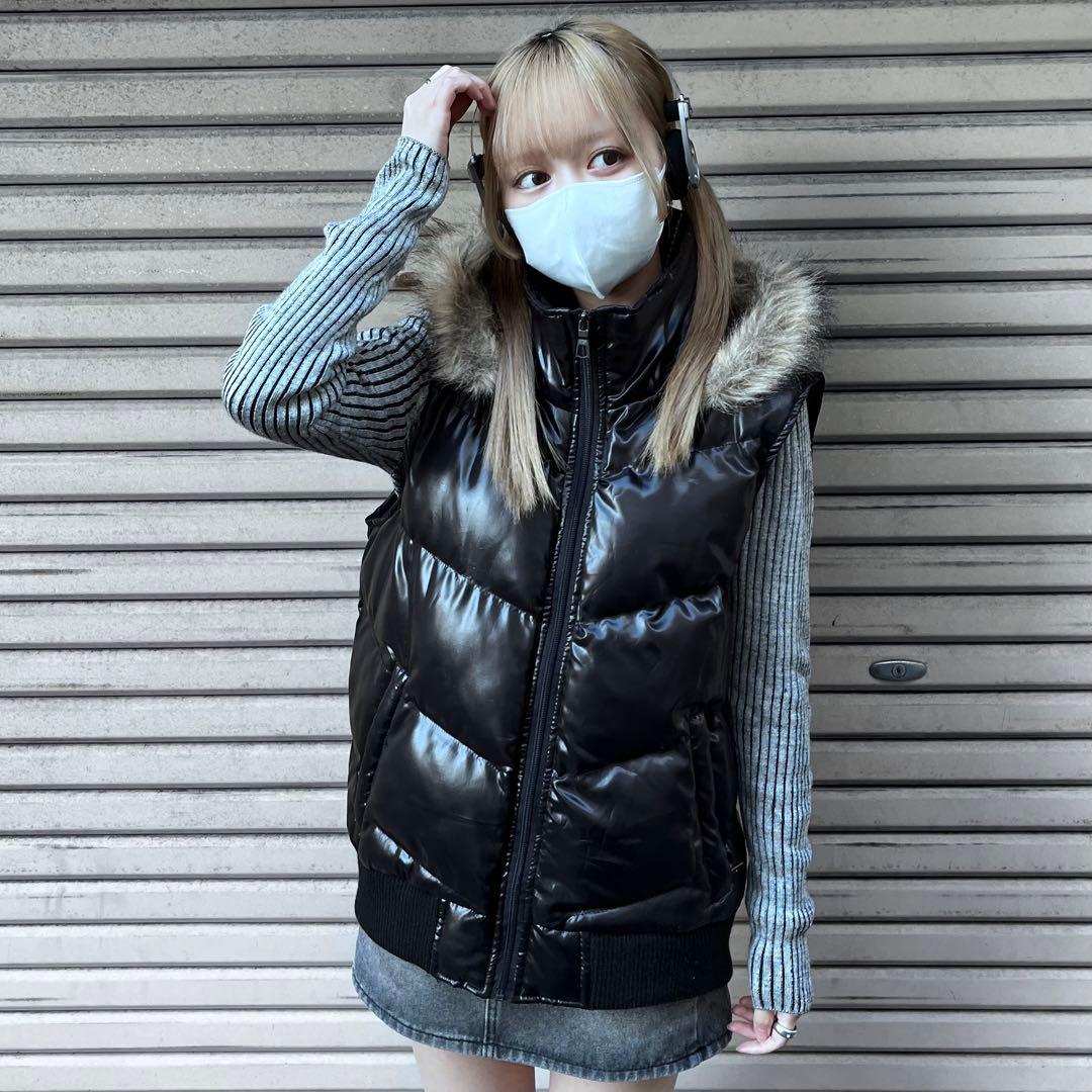 Y2K 平成 00s ファーダウンベスト ベスト グランジ 光沢 ブラック