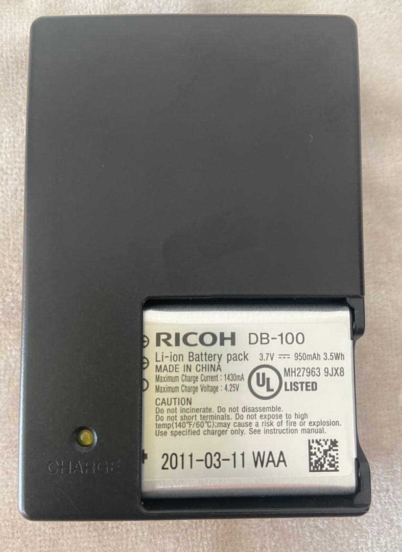 RICOH CX5 デジタルカメラ 動作確認済 充電器/電池取説付