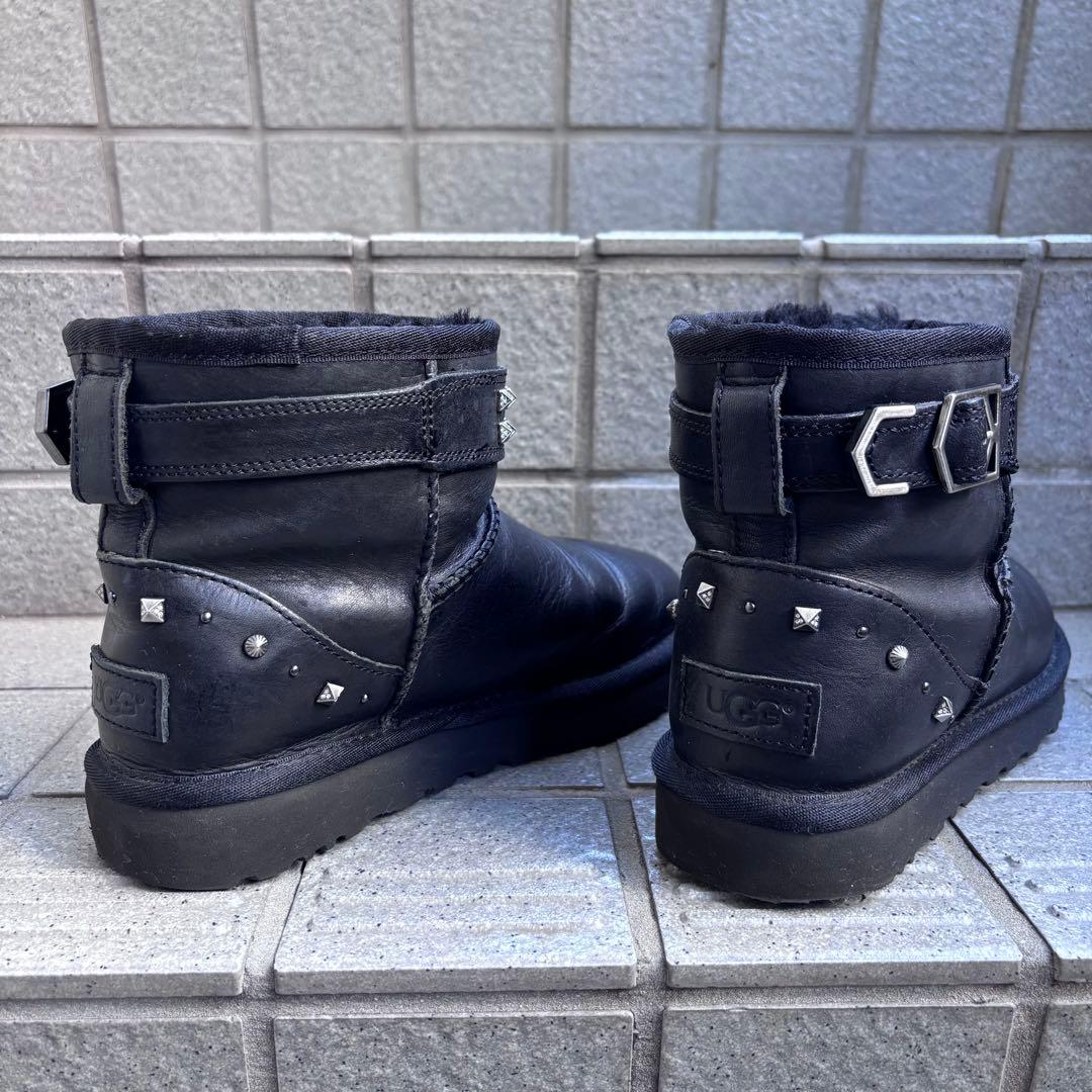 希少】UGG W SUNDANCE REVIVAL ムートンブーツ黒 24