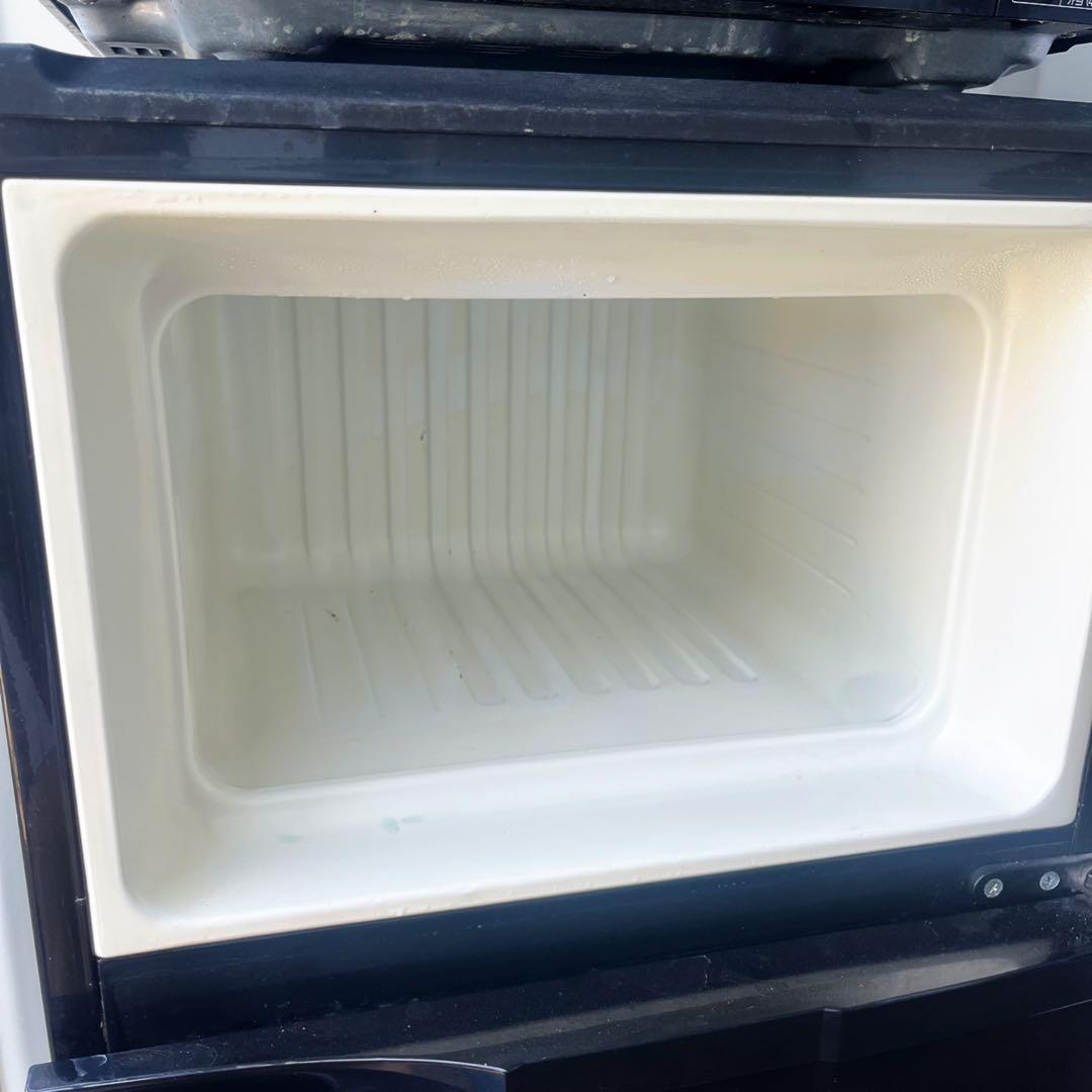 取付無料！完動品！スタイリッシュブラック小さめ便利サイズ冷蔵庫