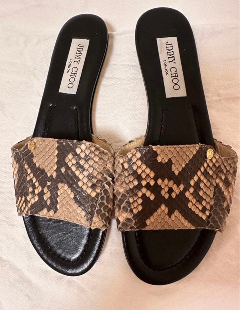 JIMMY CHOO ヘビ革スネークパターンミュール - メルカリ