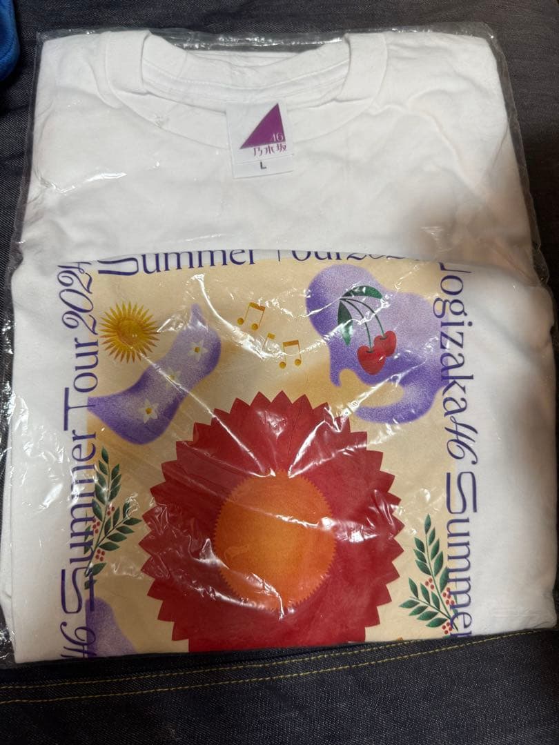 乃木坂46 奥田いろは 直筆 サイン入りTシャツ 真夏の全国ツアー2024