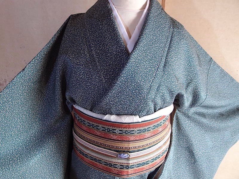 未使用 織りの八寸名古屋帯（縞に抽象唐草文）正絹美品 - メルカリ