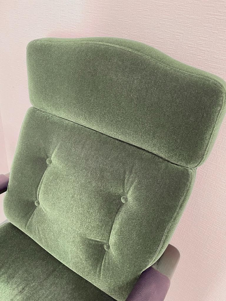 カリモク デスクチェア コロニアル モケットグリーン XC0640GK - メルカリ