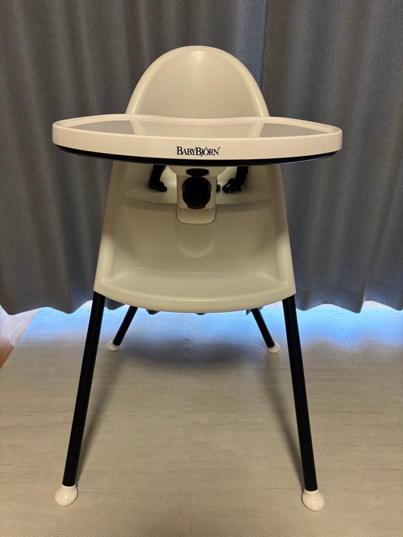 BabyBjorn ハイチェア ホワイト ベルト付き Amazon | ベビービョルン 【日本正規品保証付】 ハイチェア (ハーネス