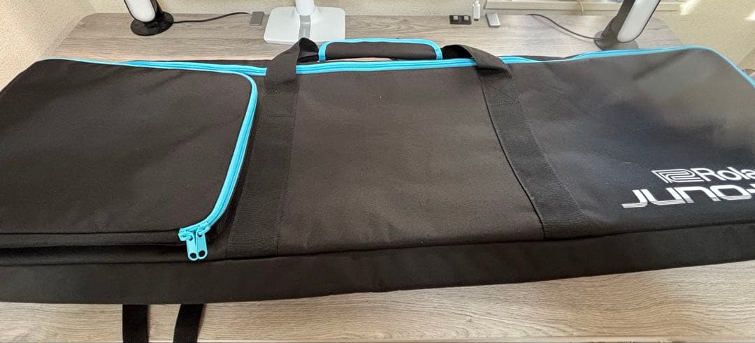 ☆タイムセール中☆Roland JUNO-DS 61鍵 【専用段ボール梱包】 - メルカリ