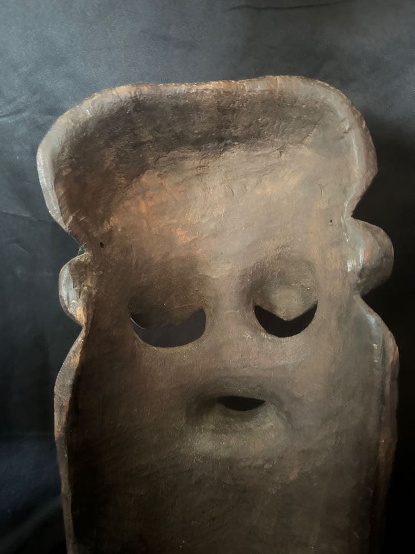 アフリカ コンゴ 木製 幾何学紋様 仮面／アンティーク／マスク - メルカリ