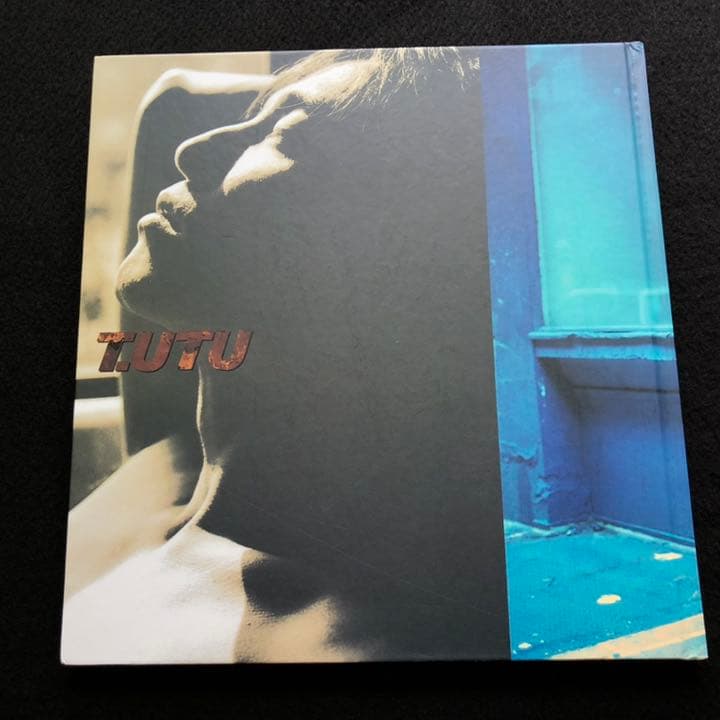 FC限定】宇都宮隆 写真集「Private Clips / T.UTU」 - メルカリ