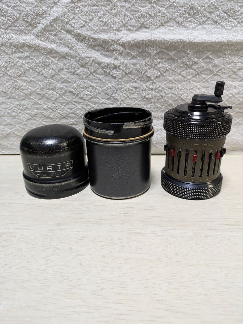 ☆CURTA クルタ計算機TypeⅡ 機械式計算機 ケース付／貴重 - メルカリ