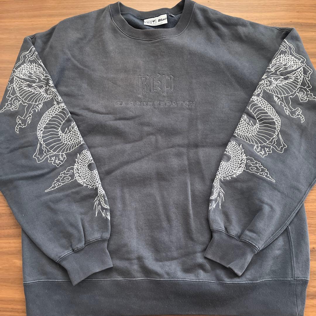 み*み様 希少BLACKEYEPATCH ドラゴン刺繍スウェット み*み様 希少BLACKEYEPATCH ドラゴン刺繍スウェット Black Eye Patch