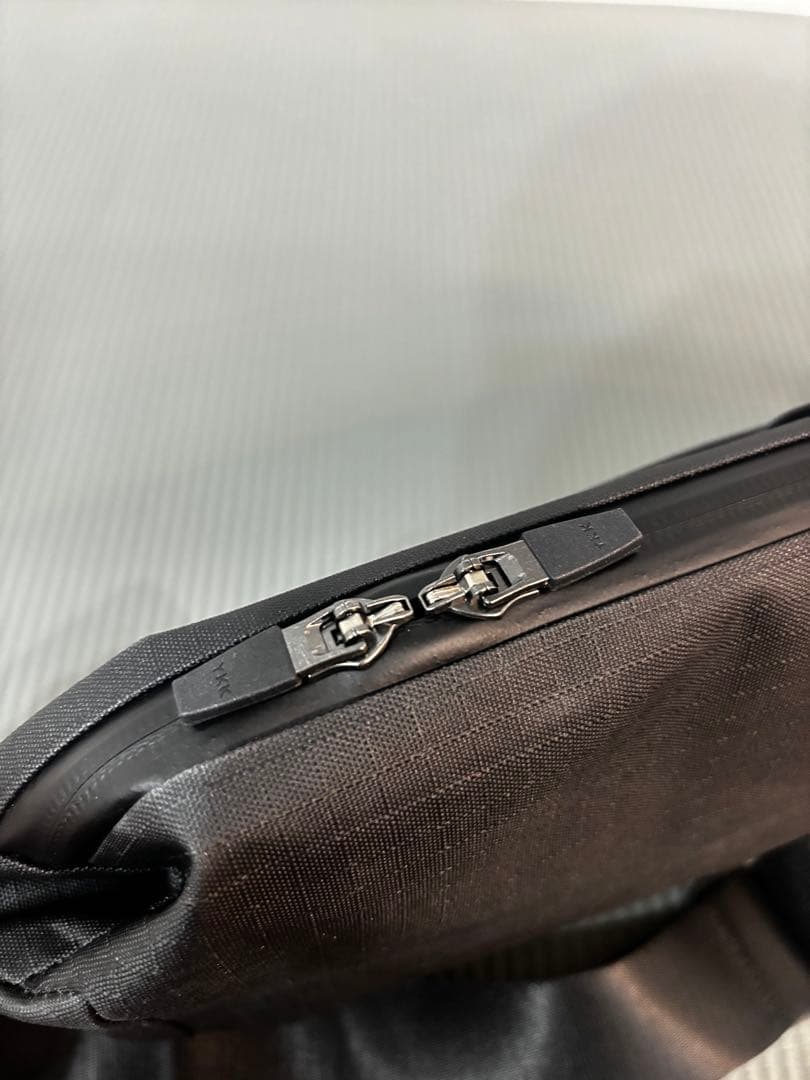 新品】XB:01 CROSSBODY 3L RE:FORM - メルカリ