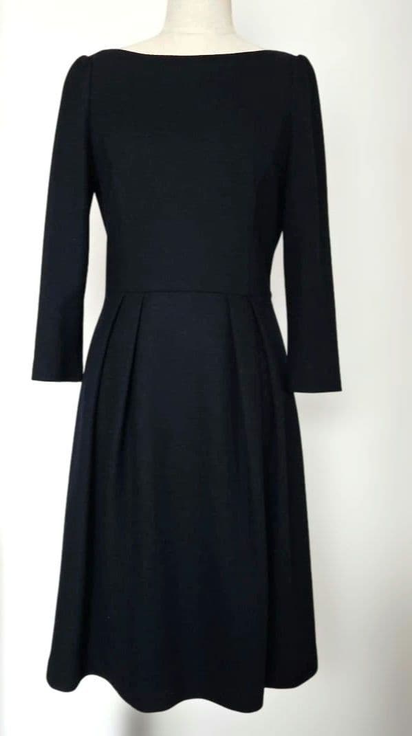 専用です！ネイビー　 ワンピース 長袖　アナイ　ANAYI　38　ウール100% ANAYI（アナイ）の「ウールジャージーヘムフレア ワンピース