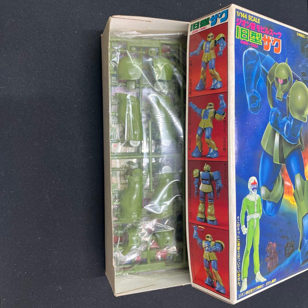 バンザイマーク 旧型ザク 1/144 未開封・未組立 - メルカリ