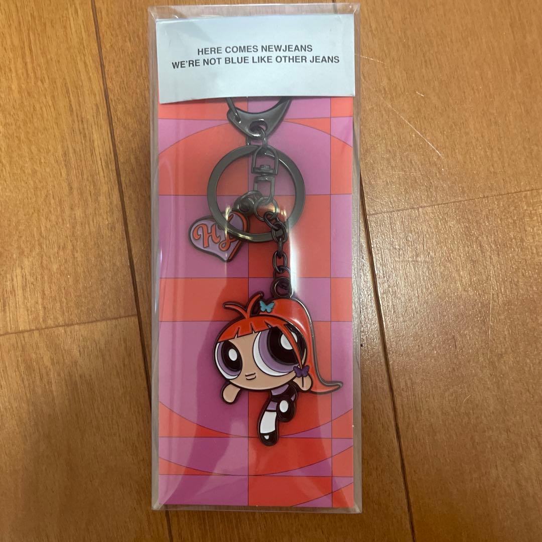 新品未使用newjeans ヘインHYEIN パワパフ チャーム キーホルダー