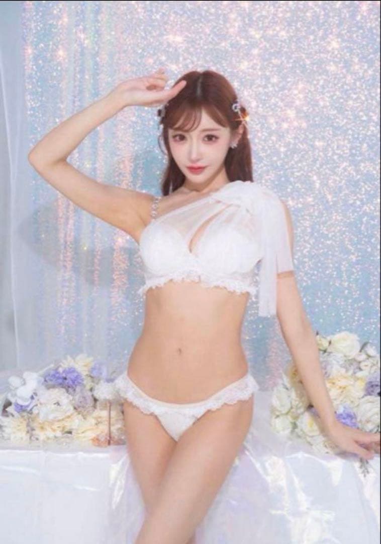 whip bunny ♡Tulle ribbon Swim wear 白