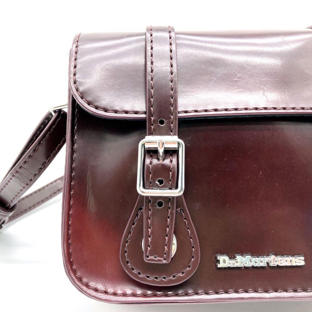 ドクターマーチン サッチェルバッグ 7インチ チェリーレッド