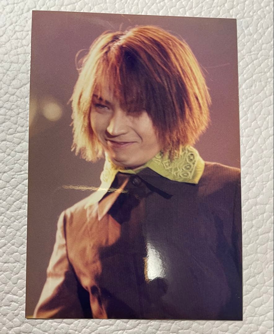 La'cryma Christi LEVINサイン付き生写真5枚セット＋おまけ付 - メルカリ