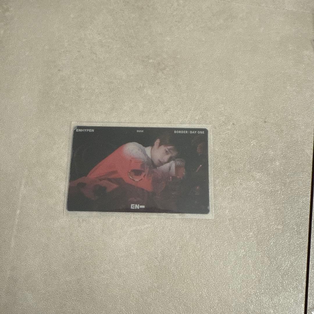 ENHYPEN DAYONE ジェイク ラキドロ トレカ ENHYPEN day one common ラキドロ トレカ ジェイク - メルカリ