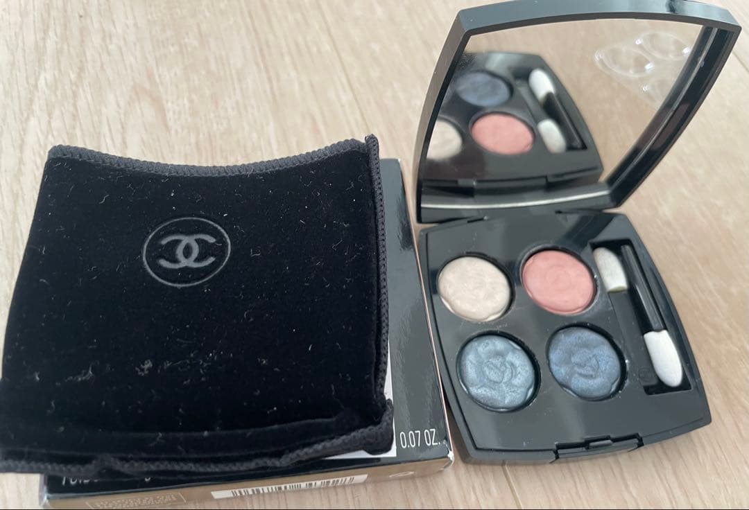 CHANEL レ キャトル オンブル358 オー フィル ドゥ ロー - メルカリ