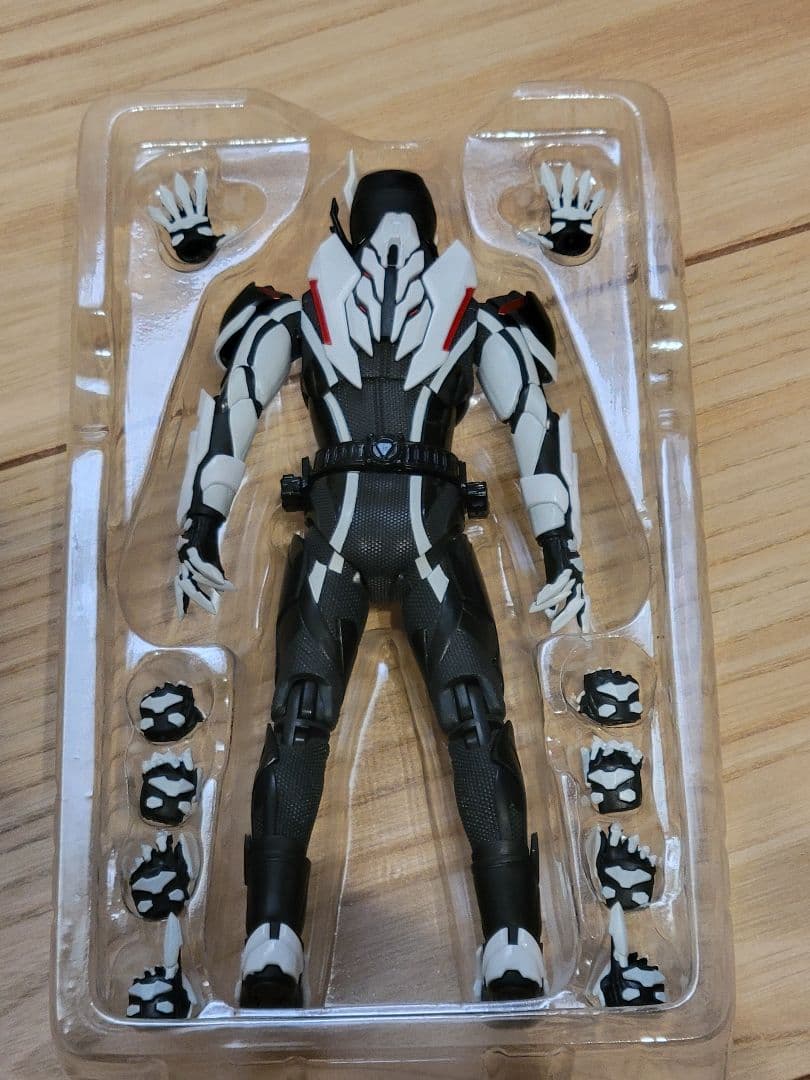 S.H.Figuarts 仮面ライダーアークワン　仮面ライダーゼロワン