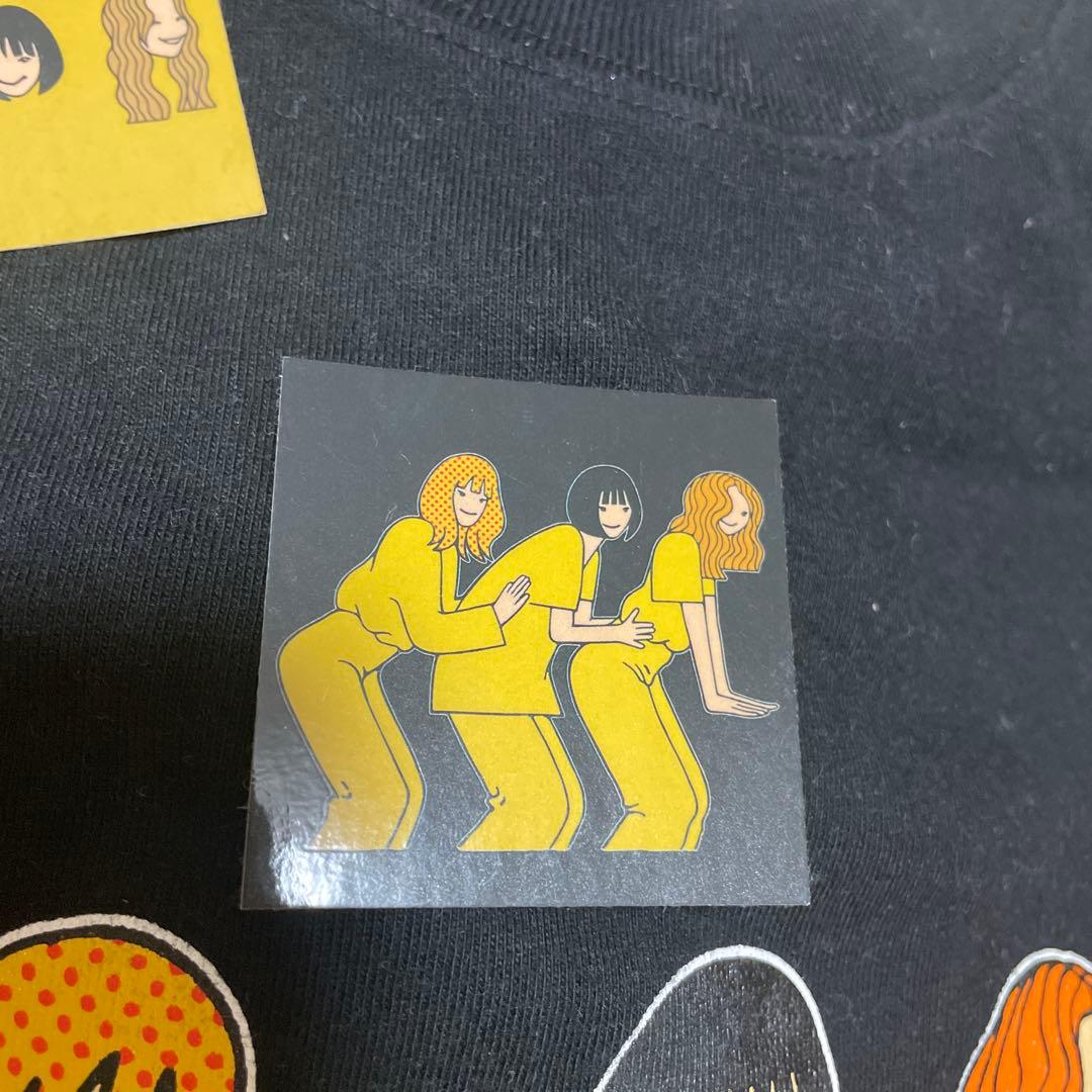 チリビーンズロンTとステッカー