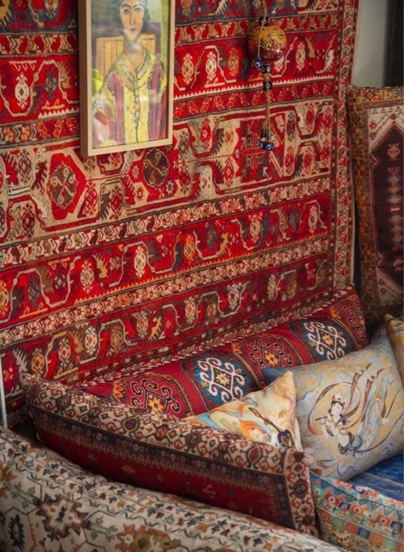 【ねこのいわし】ヴィンテージ赤ラグ 160×230 楽天市場】レッド 赤（テイスト（インテリア）クラシック