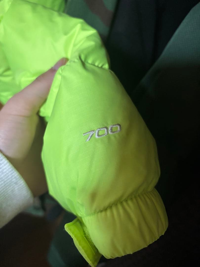 THE NORTH FACE ダウンジャケット黒/ライムグリーン ヌプシ 700