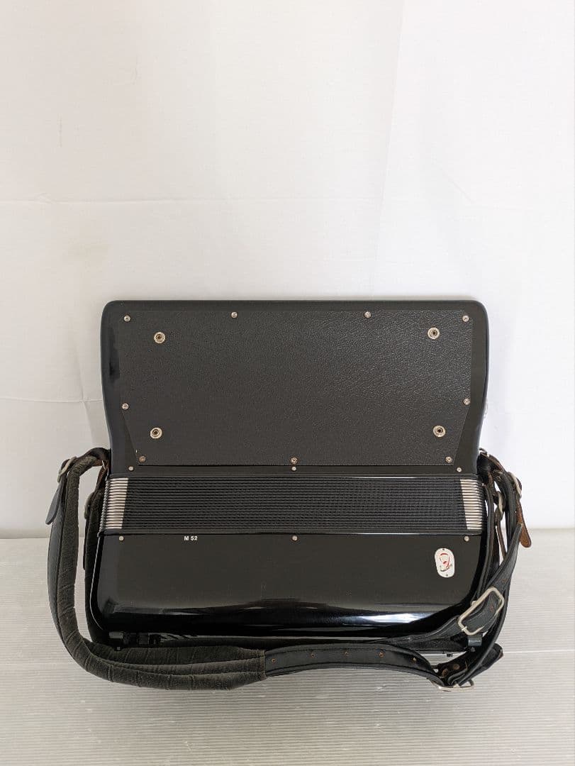 イタリア製 GIULIETTIジュリエッテイ アコーディオンM52 - メルカリ