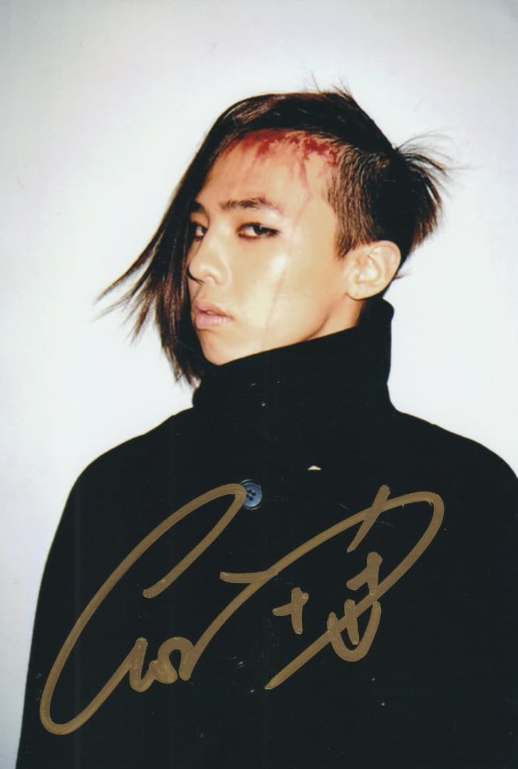 BIGBANG♡ジヨン 直筆サイン入り 写真 G-DRAGON/ビッグバン - メルカリ