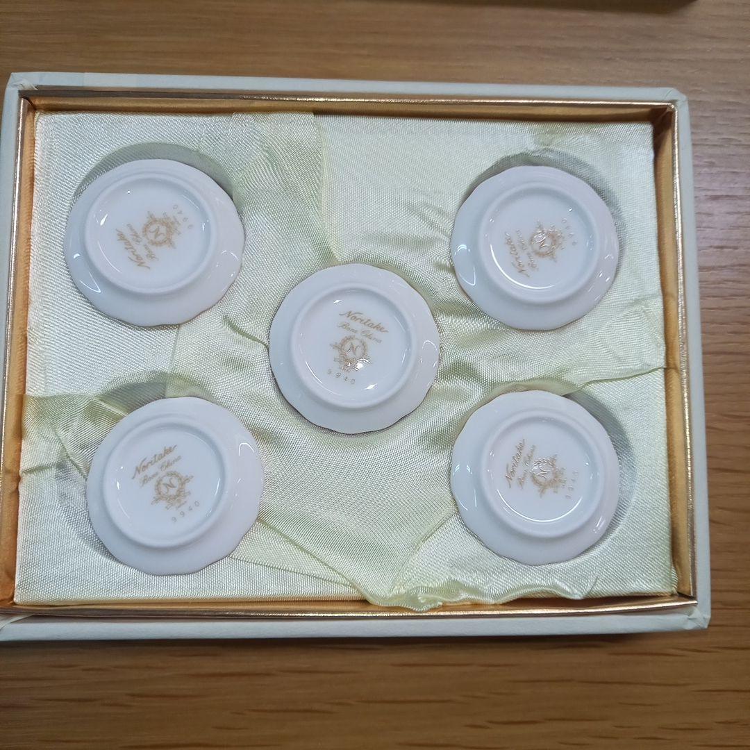 未使用品 ノリタケ スプーン スプーンレスト キューティーローズ 9940