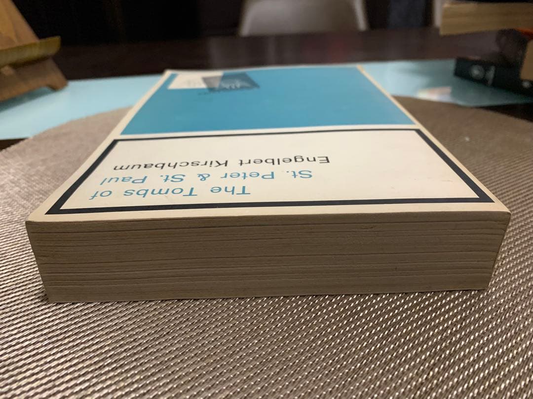 希少 The Tombs of St. Peter & St. Paul