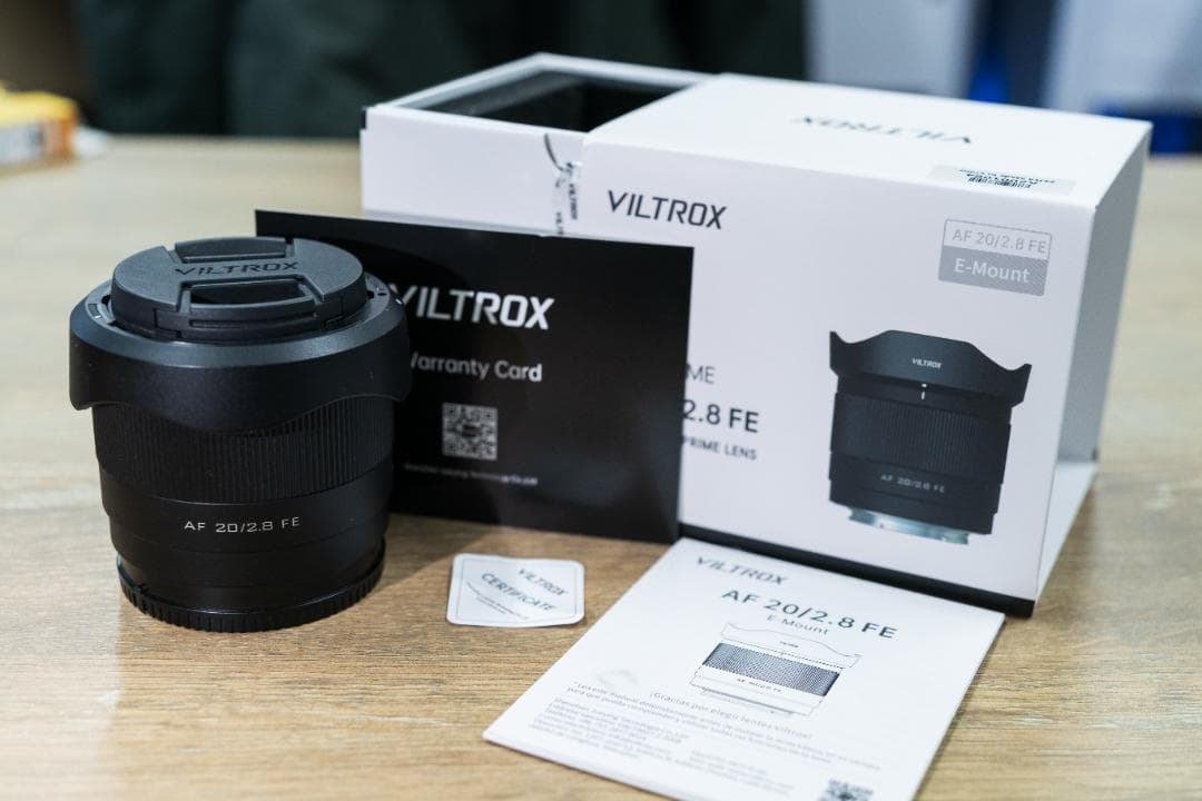 【 元箱付】Viltrox AF 20mm F2.8 FE ソニーEマウント Viltrox AF 20mm F2.8 Air Full-Frame Lens for Sony E-Mount White