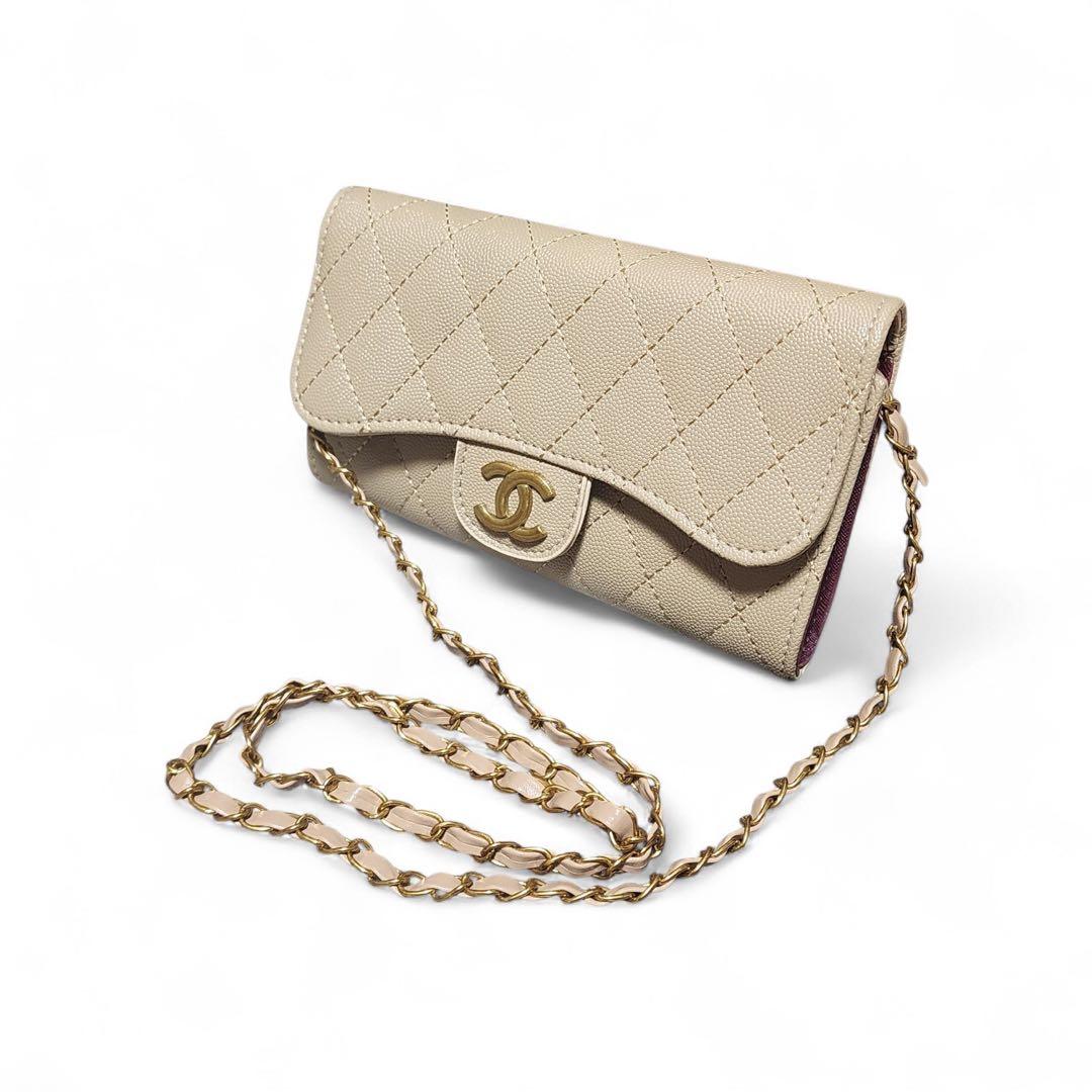 CHANEL　チェーンウォレット　長財布　ノベルティ 新品 CHANEL ノベルティ チェーンウォレット 財布 バッグ 携帯も入る