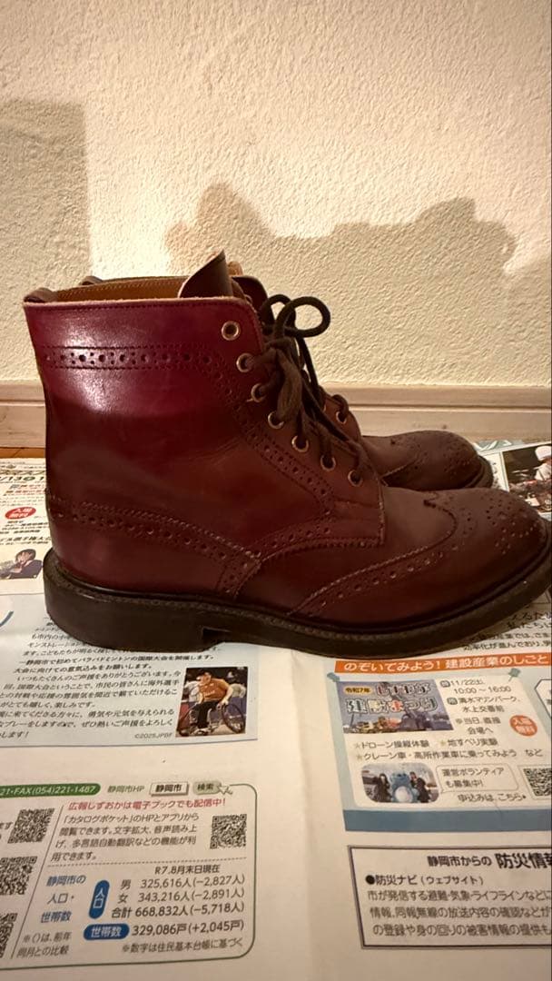 ま*こ様 Trickers L5411 Burnished Brogueブーツ - メルカリ