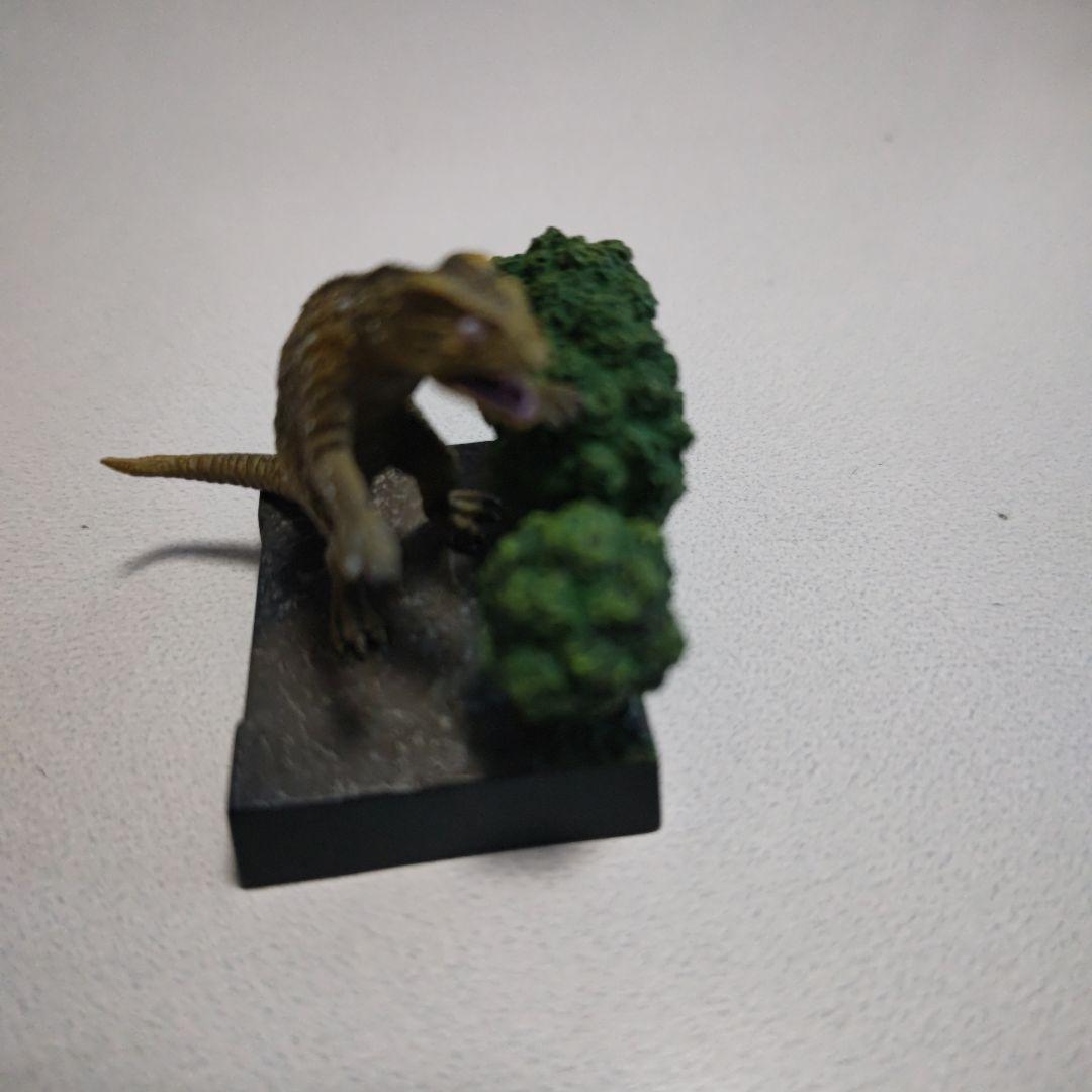 ウルトラ怪獣名鑑 シークレット含4点セット 商品説明を確認願います